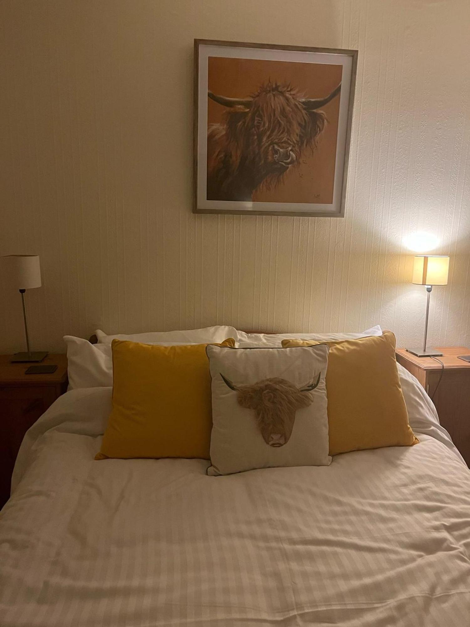 Thorverton Arms Bagian luar foto