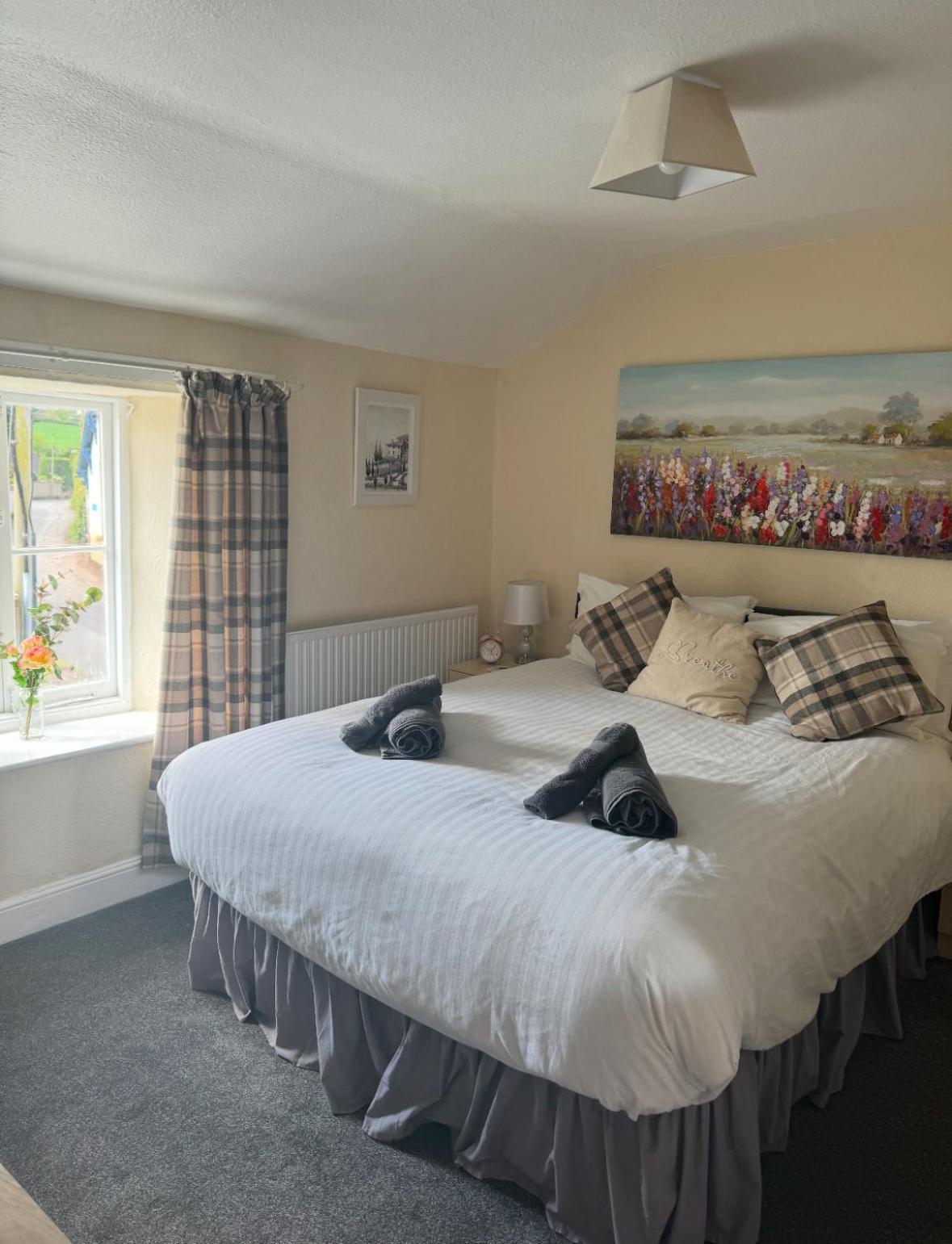 Thorverton Arms Bagian luar foto